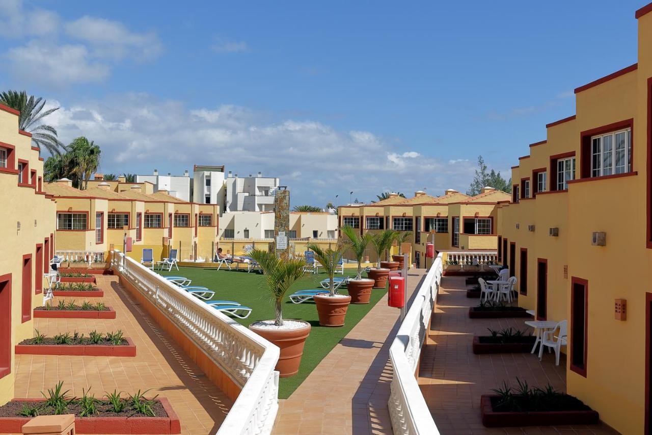 Apartamentos Maxorata Beach Коральео Экстерьер фото